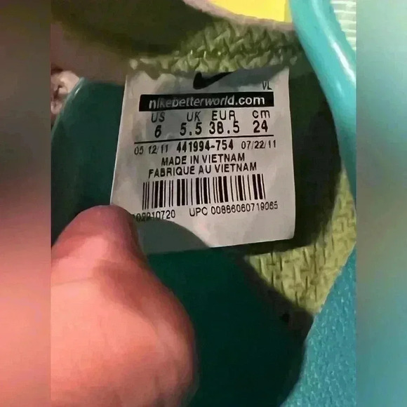 Nike Mens Rare Mercurial Victory II Turf Soccer Shoes Cleats 441994-754 Size 6 - Picture 7 of 9